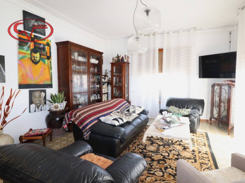 Appartamento a Montevarchi in Viale Armando Diaz - Foto 2