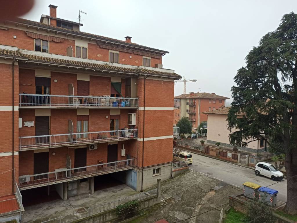 Appartamento a Castiglione del lago in Via Roma, 152 - Foto 3