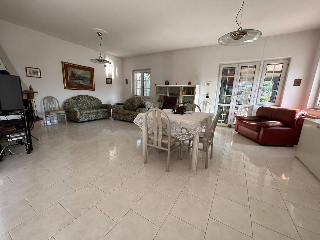 Villa a Mignano monte lungo in Via Fontana Cieca - Foto 3