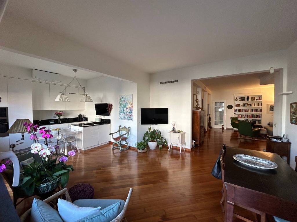 Appartamento a Genova in Via Arnaldo da Brescia - Foto 1