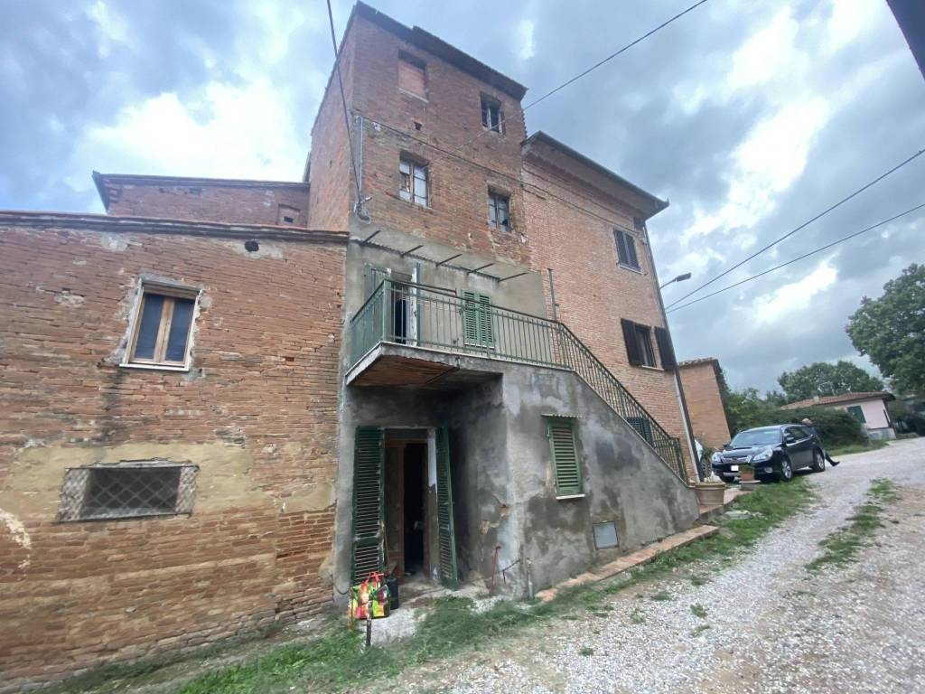 Casa indipendente a Castiglione del lago in Via Maggio, 8 - Foto 2