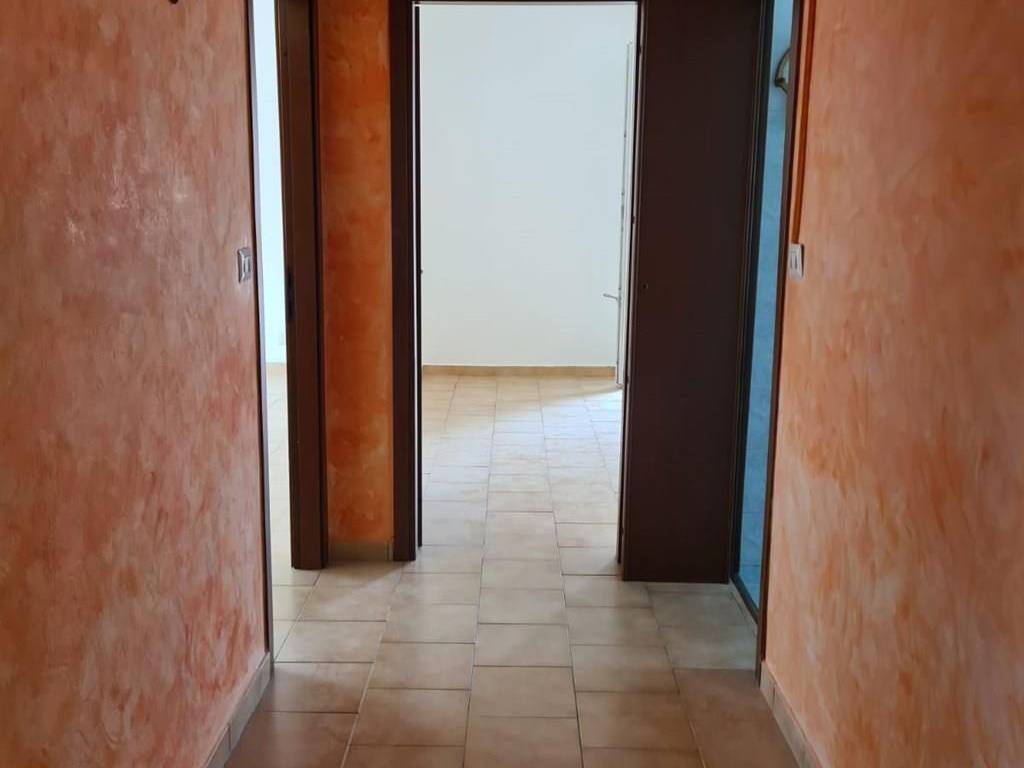 Appartamento a Tradate in Via Albisetti - Foto 3