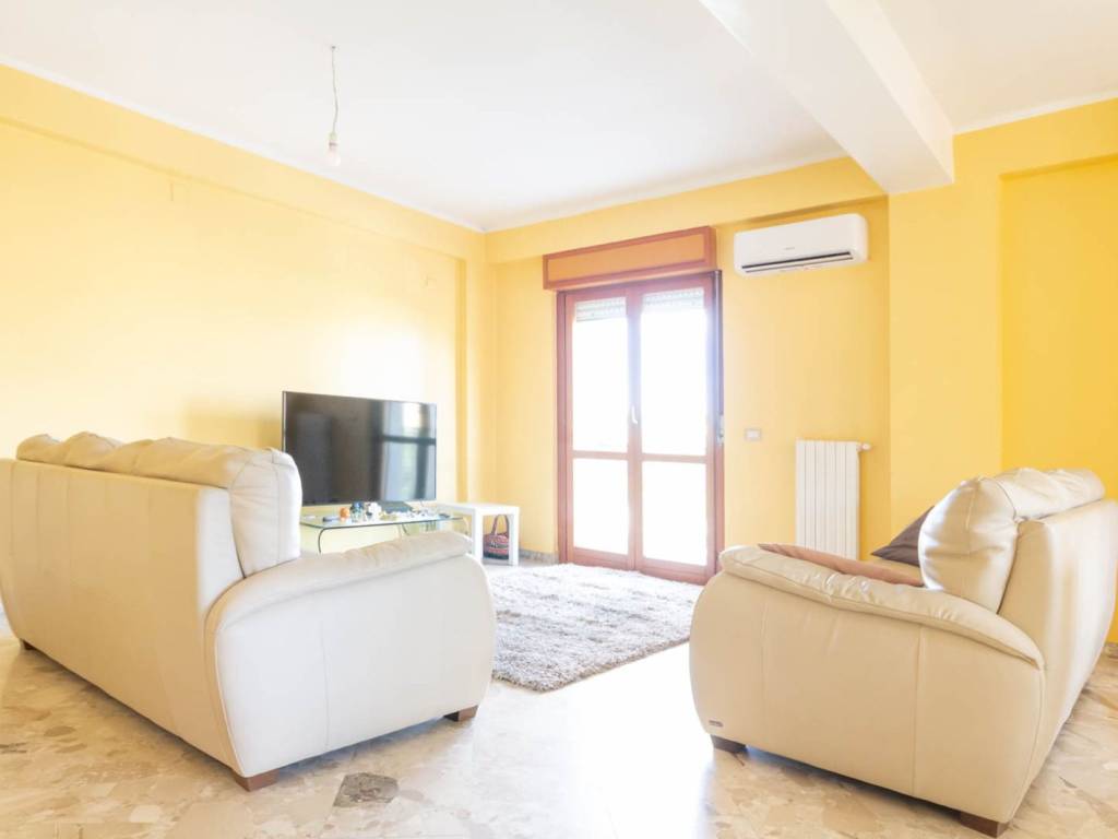 Appartamento a Benevento in Via Michelangelo Schipa - Foto 5