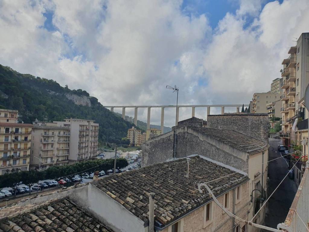 Appartamento a Modica in Via Giovanni Muriana - Foto 2