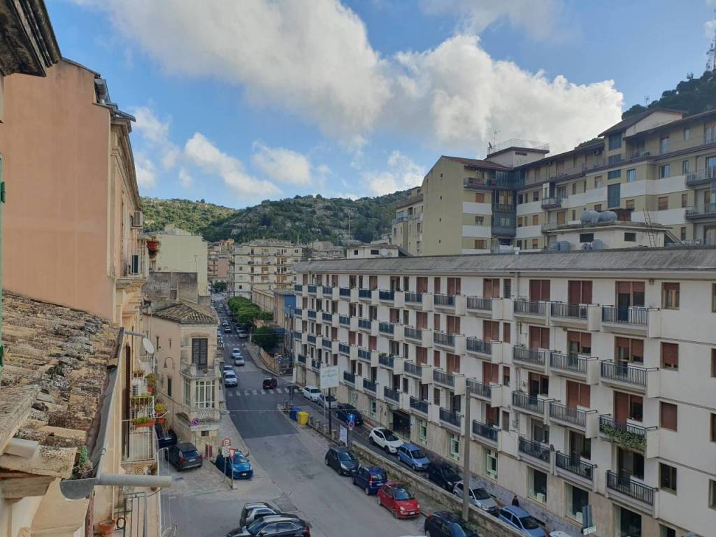 Appartamento a Modica in Via Giovanni Muriana - Foto 3