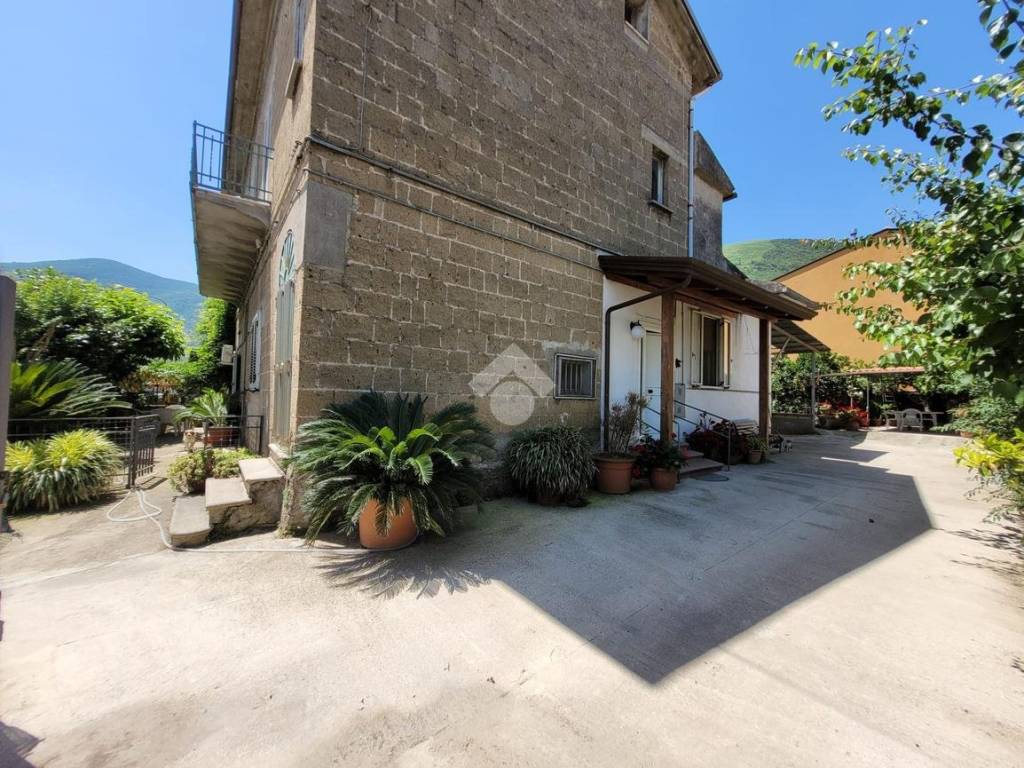 Casa indipendente a Airola in Via Caracciano, 40 - Foto 3