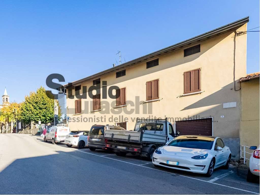 Casa indipendente a Monticello brianza in Piazza De Capitani, 5 - Foto 2