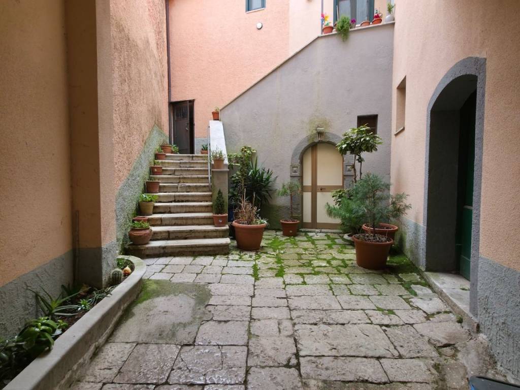 Appartamento a Solofra in Via Casarienzo - Foto 3