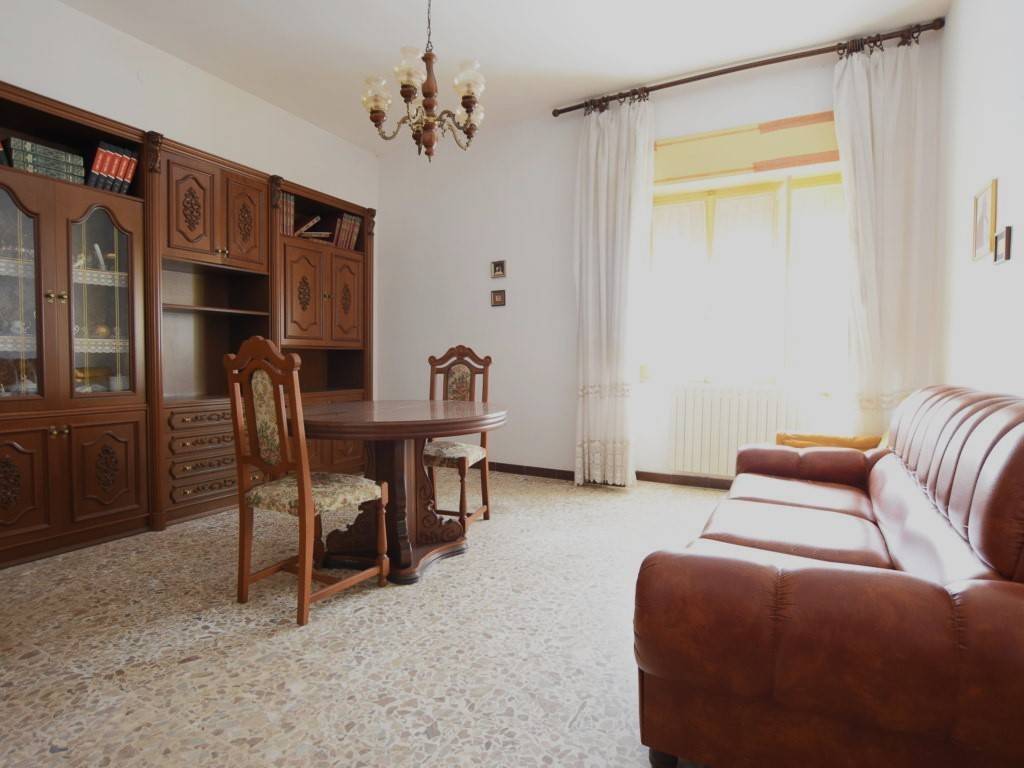 Casa indipendente a Ploaghe in via Logudoro, 7 - Foto 2