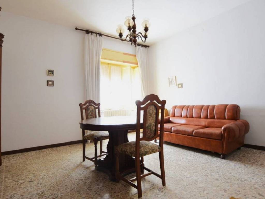 Appartamento a Ploaghe in via Logudoro, 7 - Foto 3