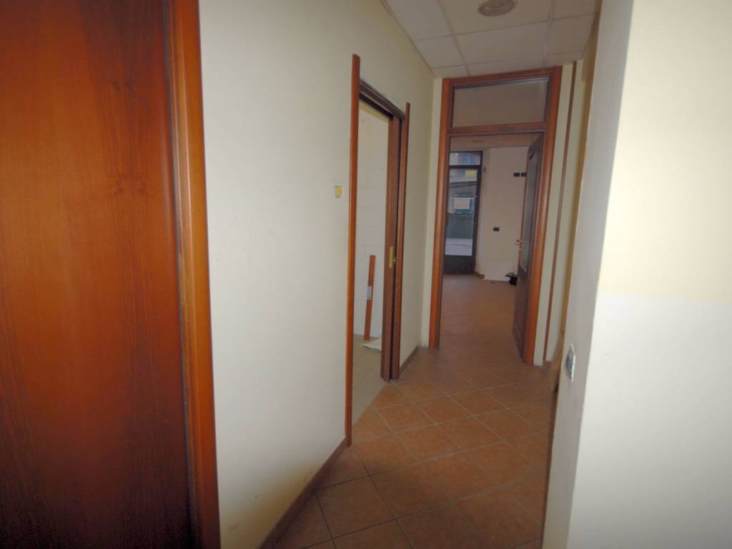 Immobile a Ascoli piceno in Viale della Repubblica - Foto 4