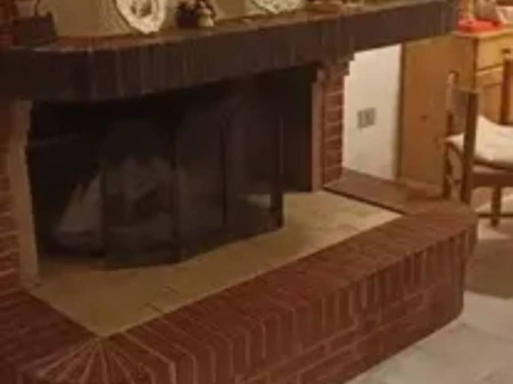 Casa indipendente a Carbonia in Via Emilio Salgari - Foto 2