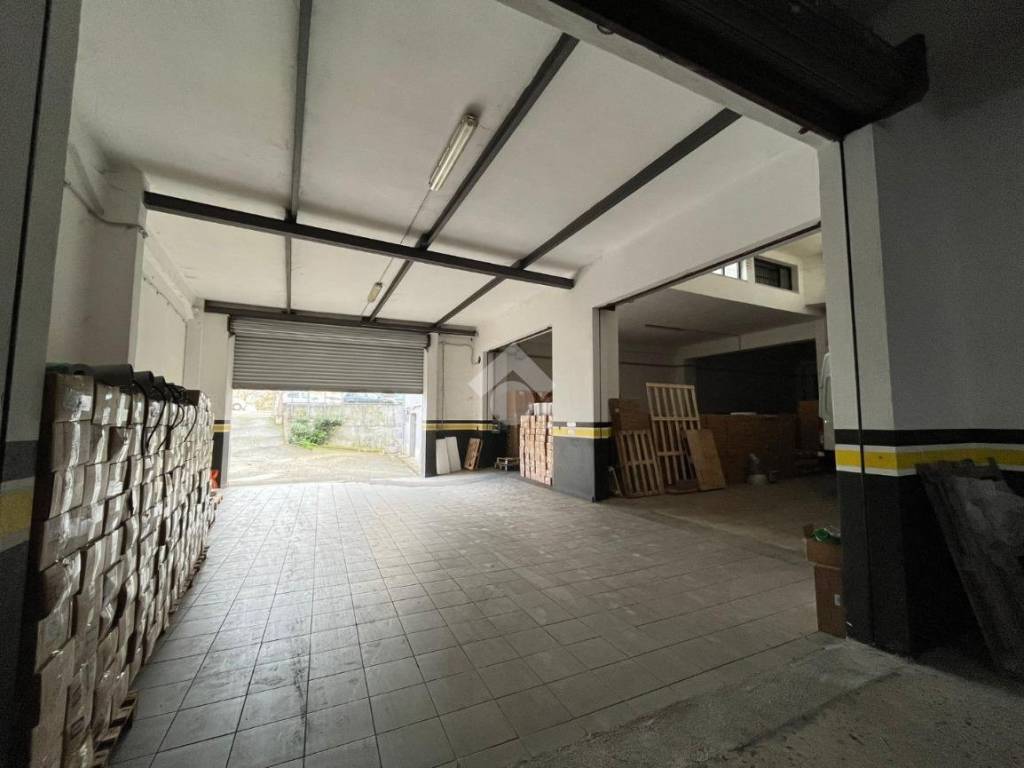 Immobile a Cosenza in Viale Giovanni e Francesca Falcone, 21 - Foto 3