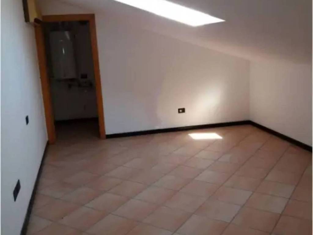 Appartamento a Monticelli d'ongina in Via Galileo Galilei - Foto 2