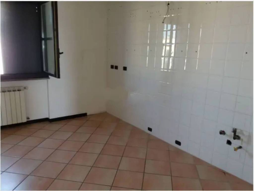 Appartamento a Monticelli d'ongina in Via Galileo Galilei - Foto 3