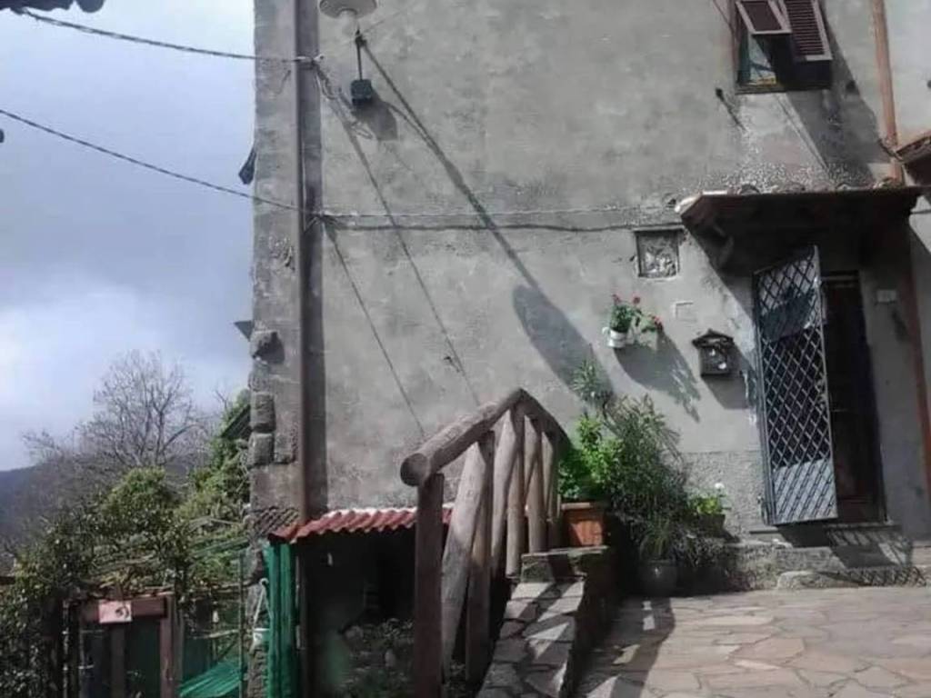 Casa indipendente a Villa basilica in Via della Torre - Foto 5