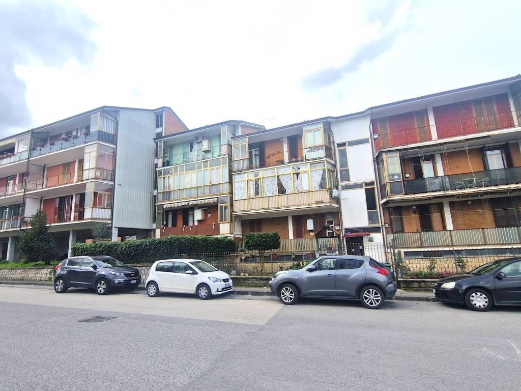 Appartamento a Avellino in Piazza Don Luigi Sturzo, 4 - Foto 2