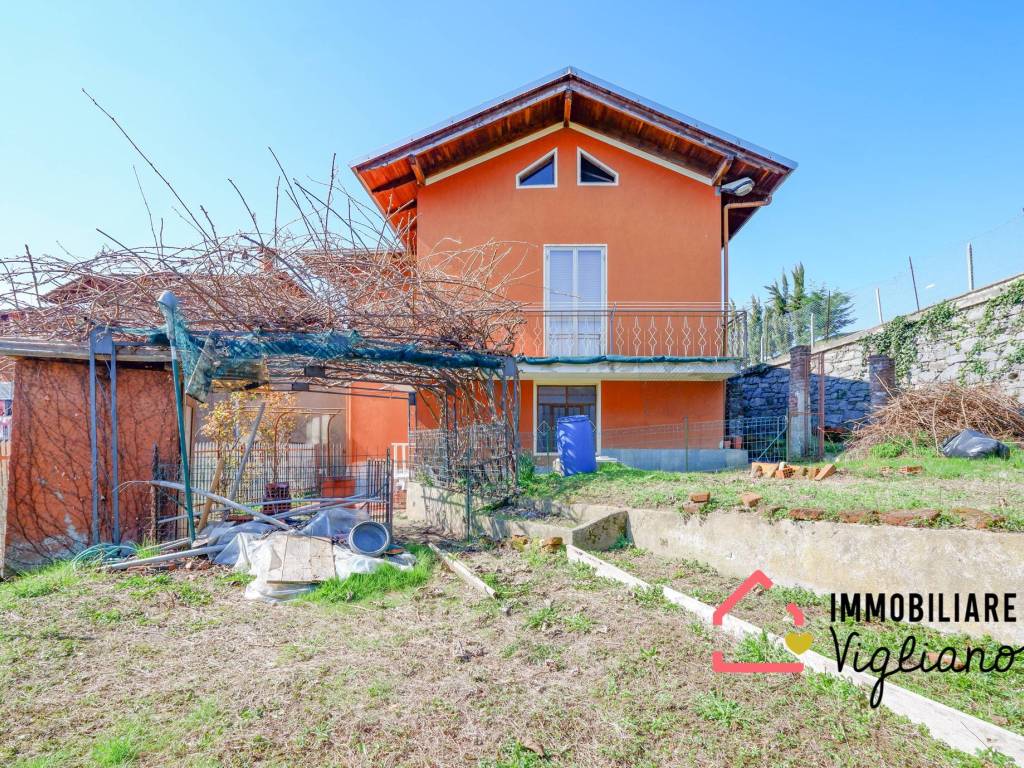Casa indipendente a Cossato in Borgata Lavino, 64 - Foto 1