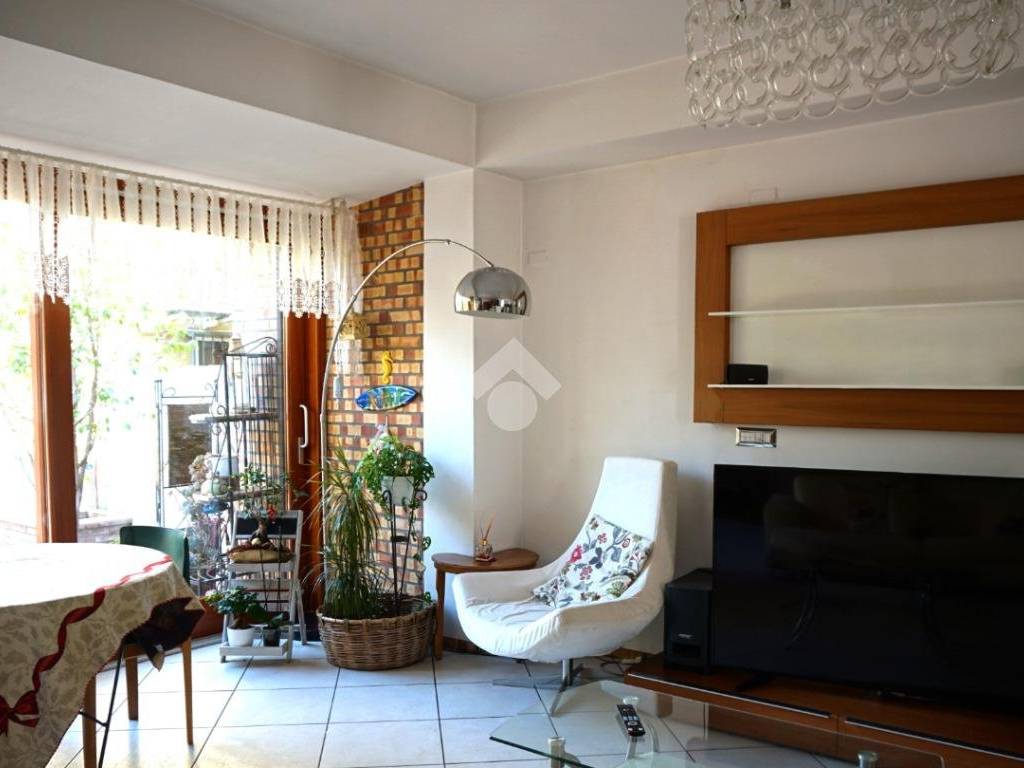 Villa a Bellizzi in Via Genova, 36 - Foto 3