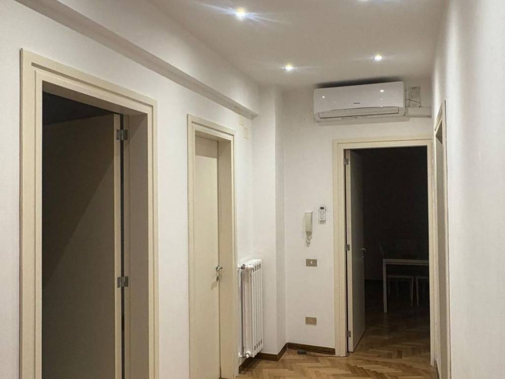 Appartamento a Taranto in Via Emilia, 109 - Foto 4