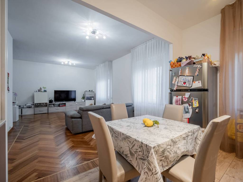 Appartamento a Reggio emilia in Via Gaspare Spontini, 10 - Foto 3