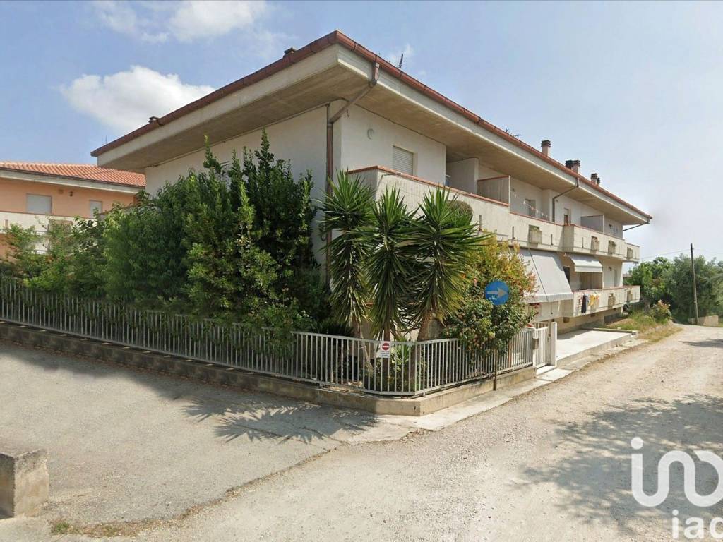 Villa a Mosciano sant'angelo in LocalitÃ S.P. 262 DIR 47, 47 - Foto 2