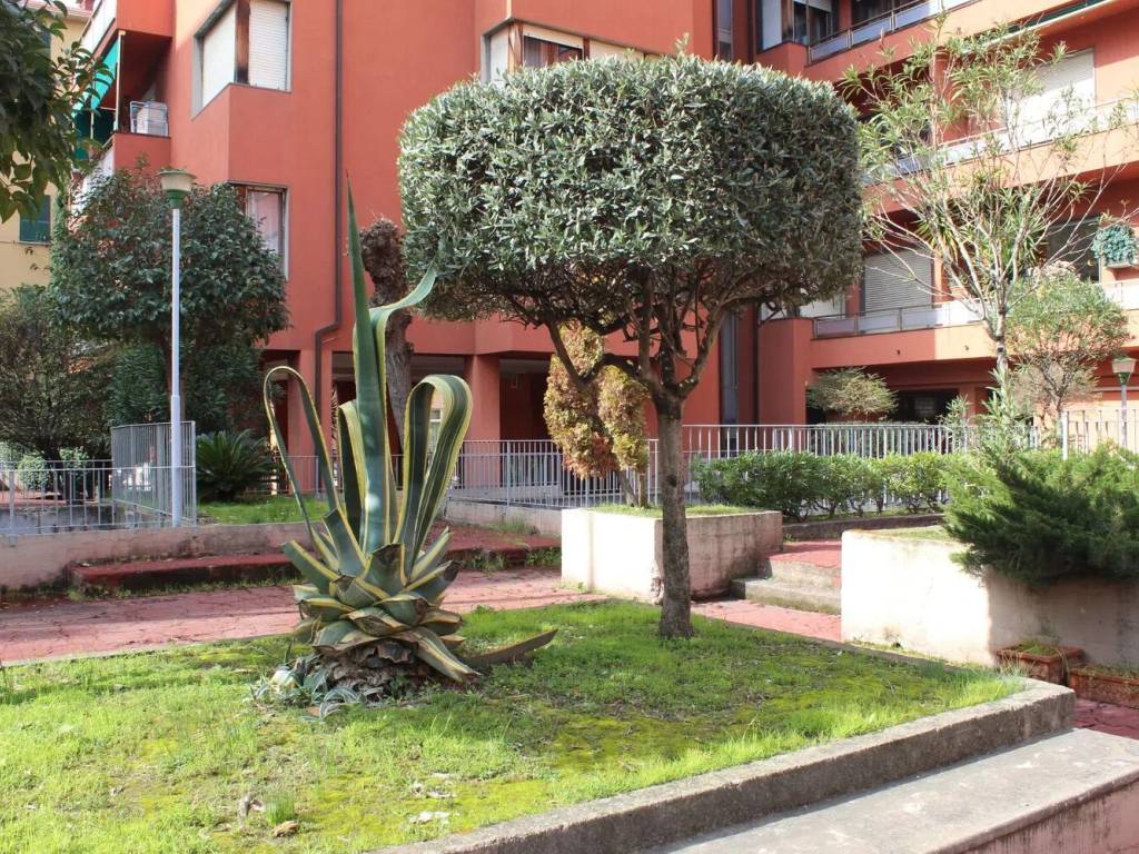 Appartamento a La spezia in Via Emanuele Gianturco, 22 - Foto 4