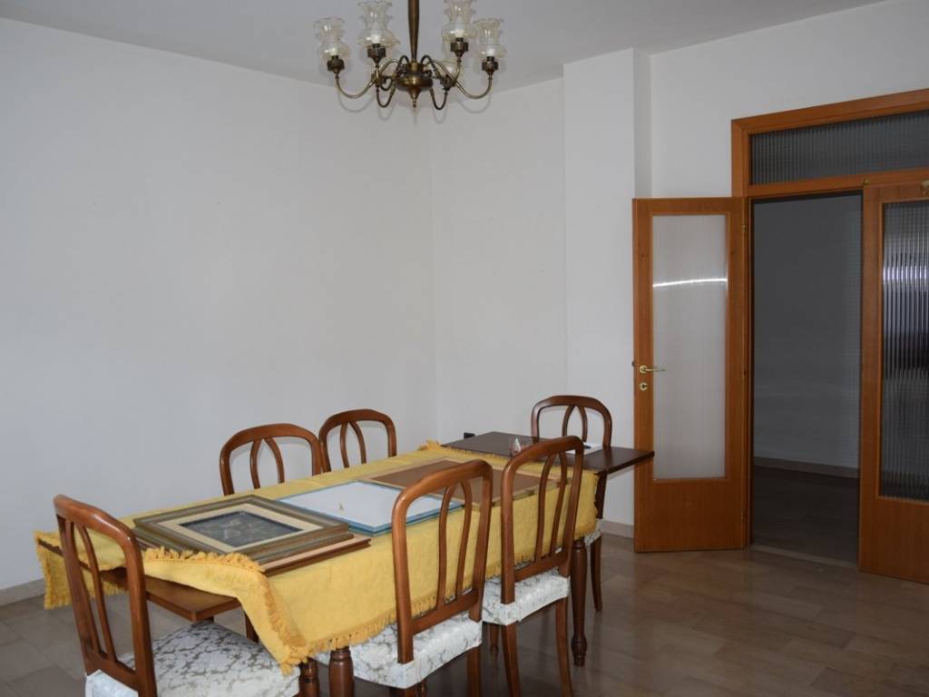 Appartamento a Foligno in Viale Firenze - Foto 3