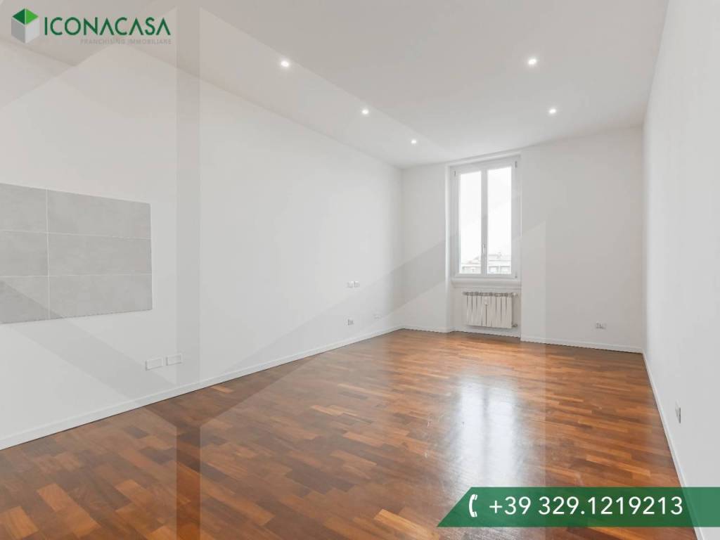 Appartamento a Milano in Via Giuseppe Giacosa, 71 - Foto 1