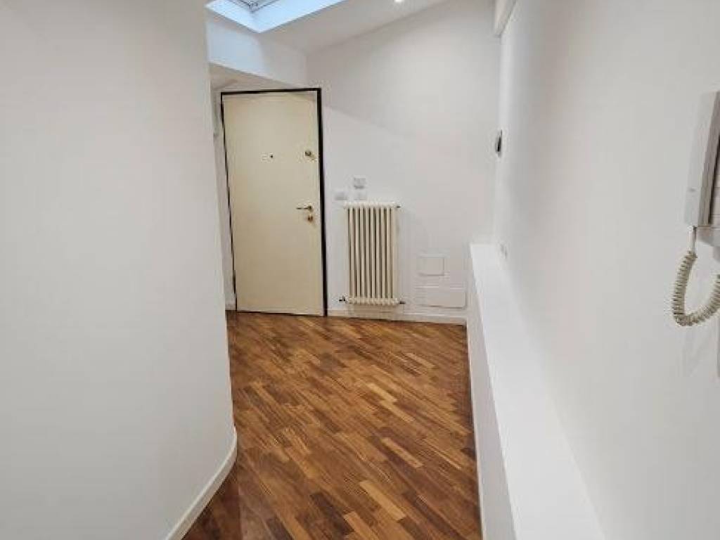 Appartamento a Parma in Piazza Giuseppe Garibaldi - Foto 2