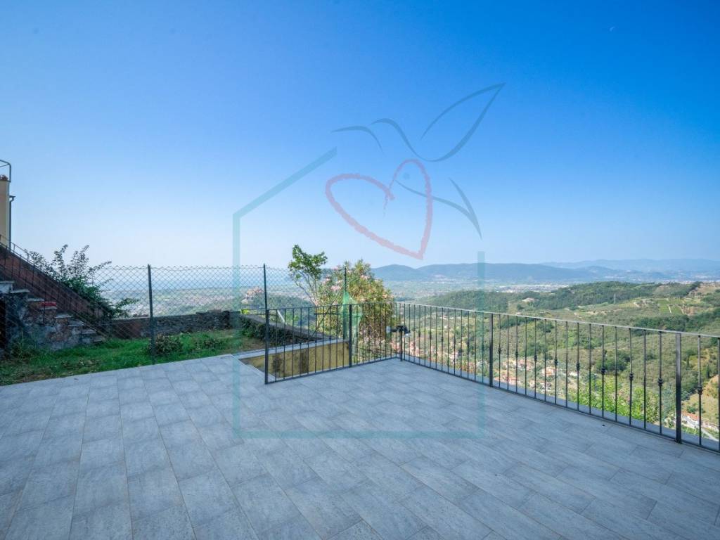 Appartamento a Luni in Via Ceccardo Roccatagliata Ceccardi - Foto 2