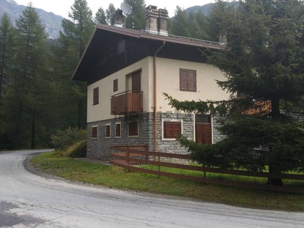Casa indipendente a Chiesa in valmalenco - Foto 2