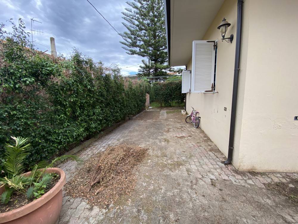 Villa a Lamezia terme in Via Ginepri - Foto 2