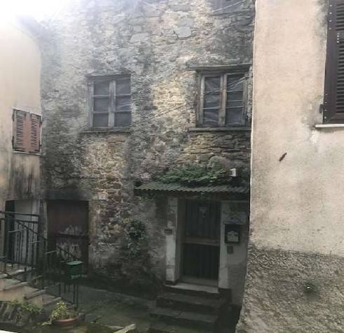 Casa indipendente a Follo in Via all'Aia, 2 - Foto 1