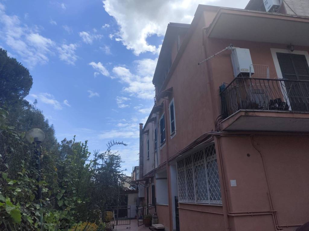 Appartamento a Roma in Via del Podere Rosa - Foto 1