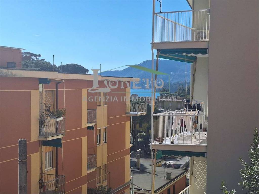 Appartamento a Rapallo in via val di sole - Foto 1