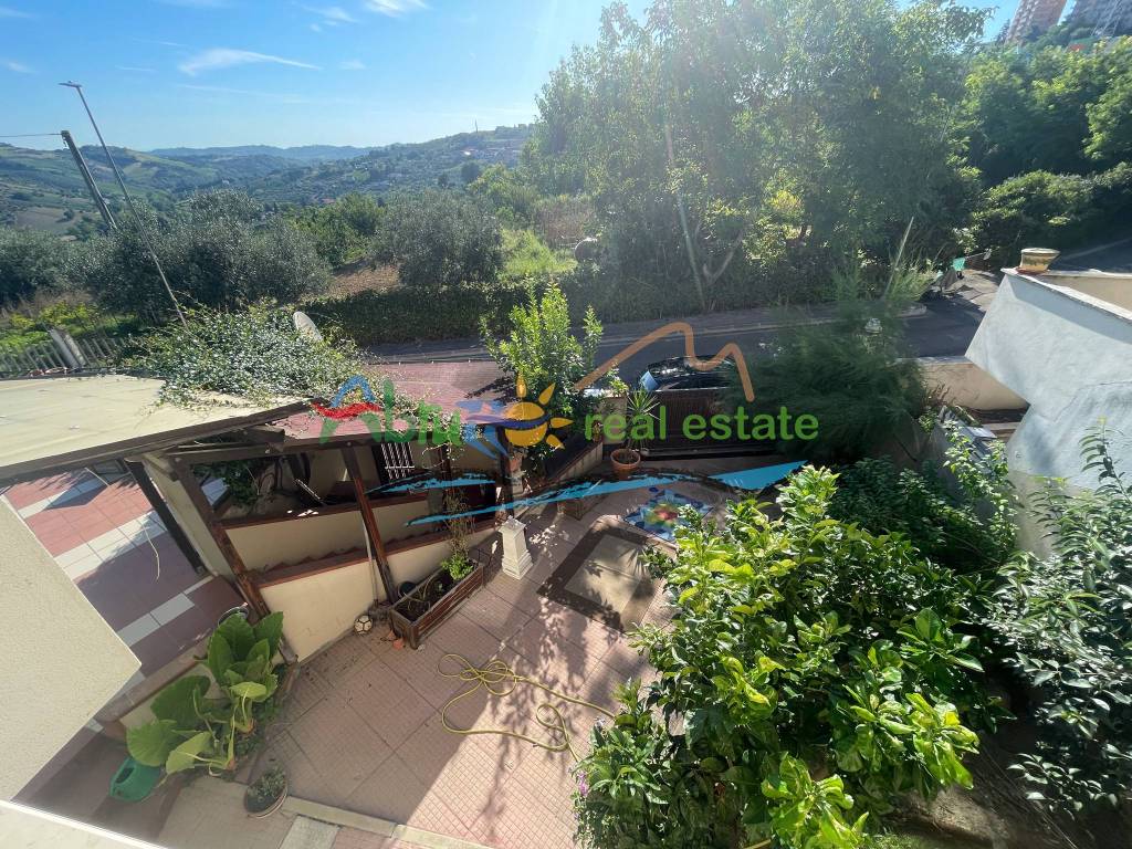 Villa a Chieti in Via degli Equi, 28 - Foto 5