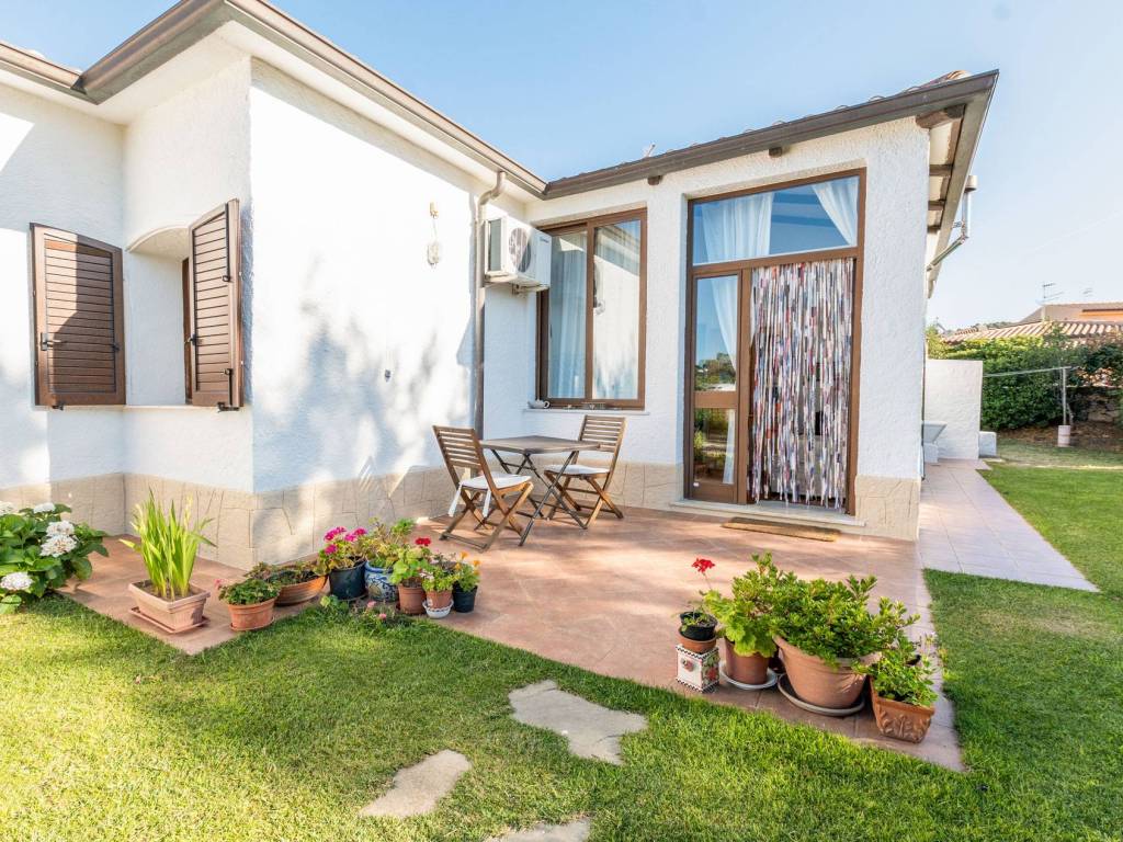 Villa a Arzachena in Via Monti Corru - Foto 4