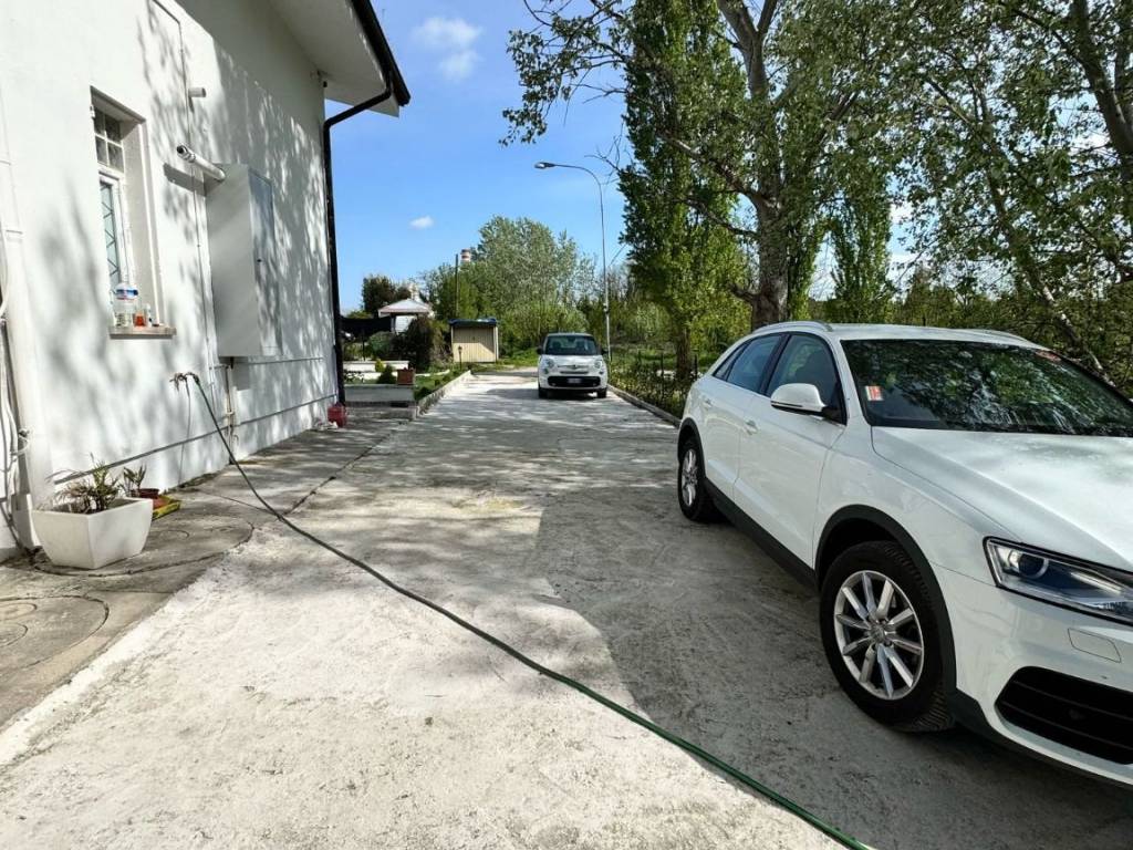 Villa a Mantova in Via Giuseppe Taliercio - Foto 3