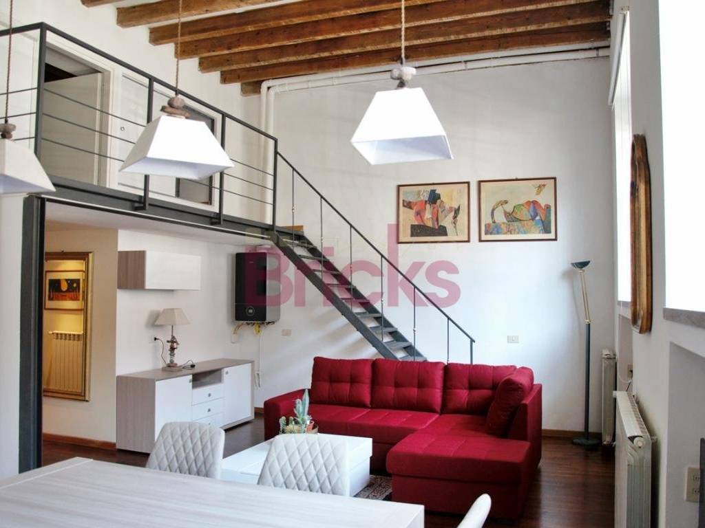 Appartamento a Milano in VIA SETTALA, 43 - Foto 2