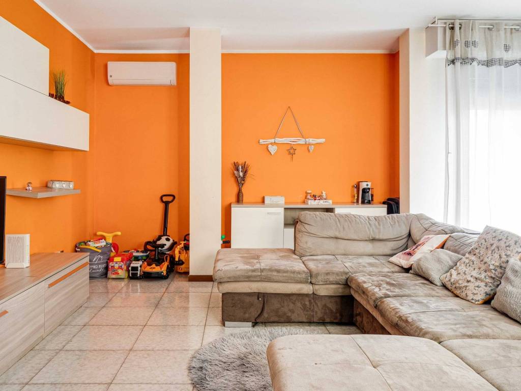 Appartamento a Busto arsizio in Via Giuseppe Fontana, 1 - Foto 4