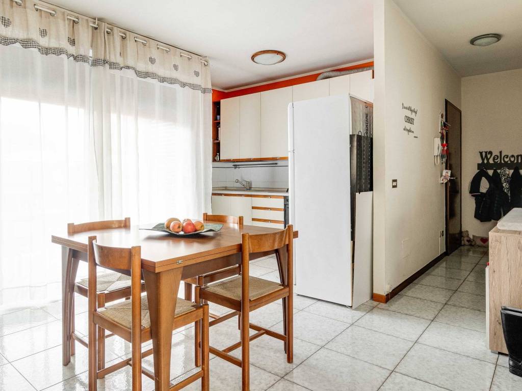 Appartamento a Busto arsizio in Via Giuseppe Fontana, 1 - Foto 5