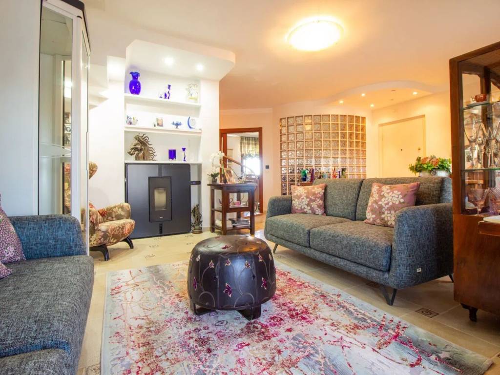 Appartamento a Porto torres in Viale Emilio Lussu, 20 - Foto 3