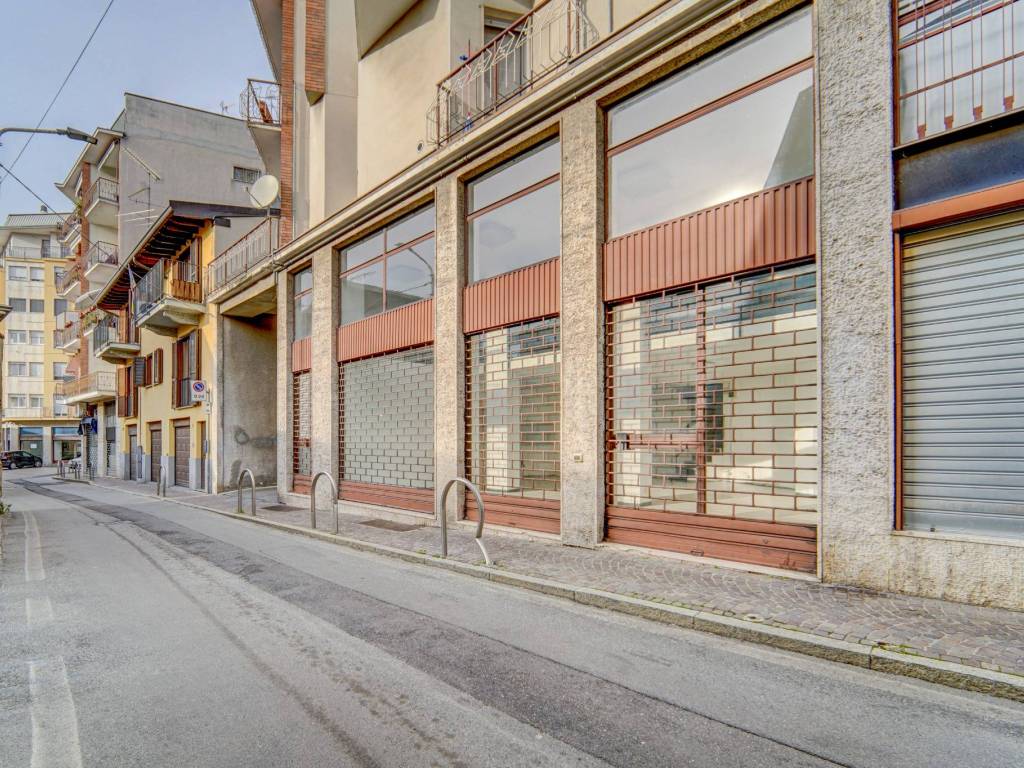 Loft / open space a Somma lombardo in Via Cesare Gallidabino - Foto 5