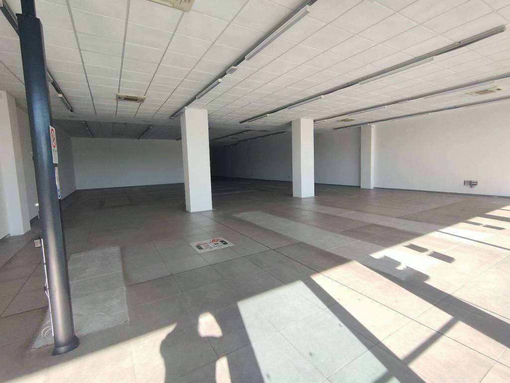 Immobile a Osimo in Via dell'Industria, 1 - Foto 4