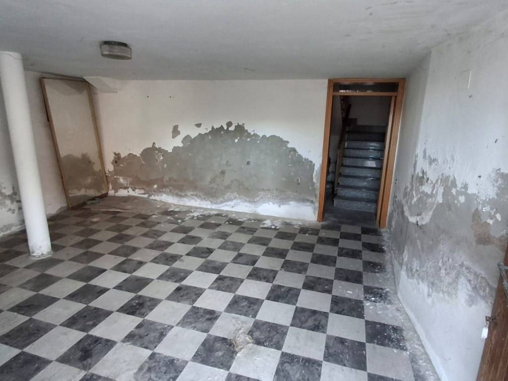 Casa indipendente a Fabriano in Frazione San Michele - Foto 3