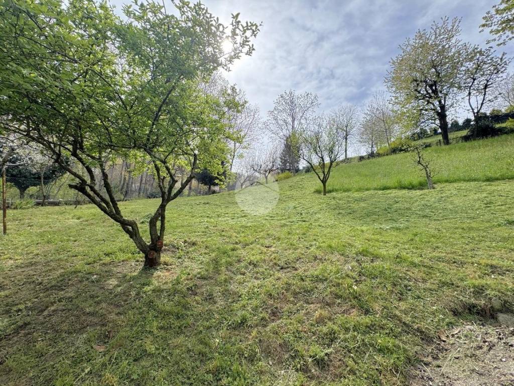 Terreno a Breno in Via Mezzarro, 65 - Foto 2