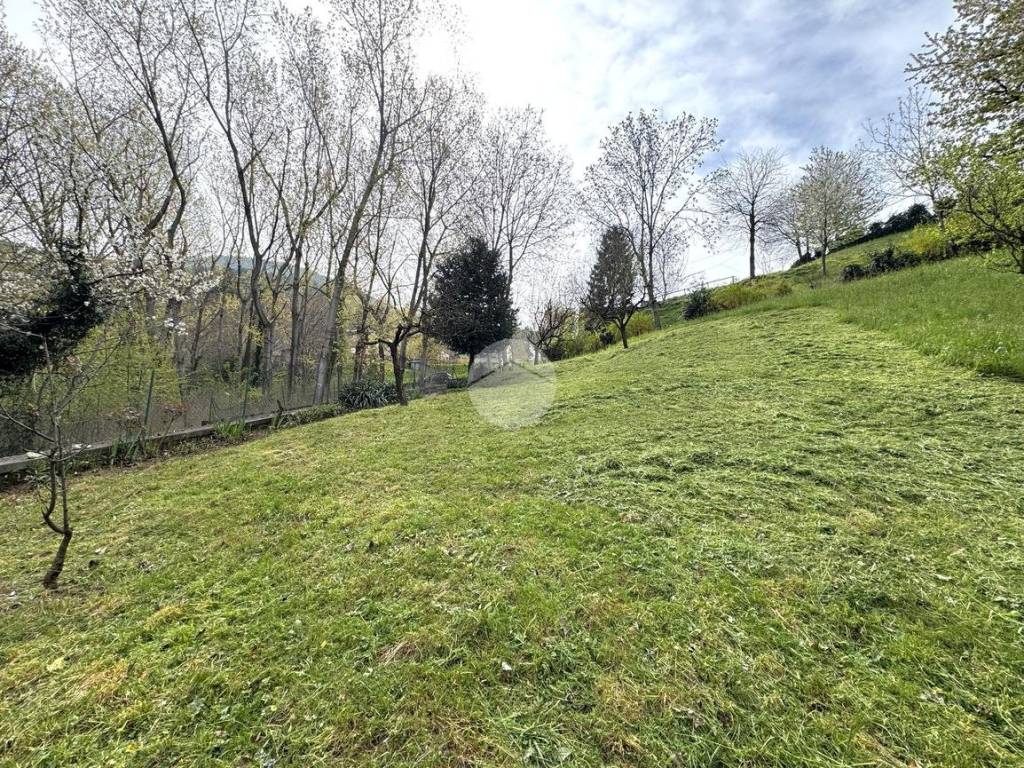 Terreno a Breno in Via Mezzarro, 65 - Foto 5