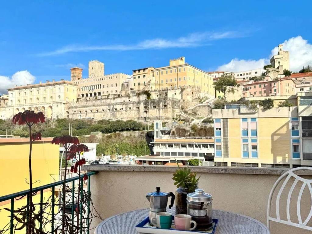 Appartamento a Terracina in Via Lungo Linea Pio VI, 143 - Foto 2