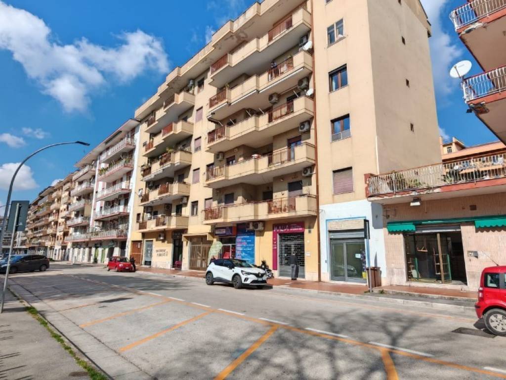 Immobile a Caserta in Via Vincenzo Gemito, 57 - Foto 2